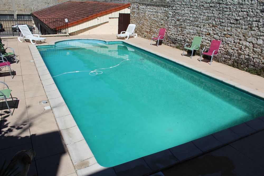 Logis Hotel Restaurant & Pizzeria Vuillot Cuiseaux Exterior foto