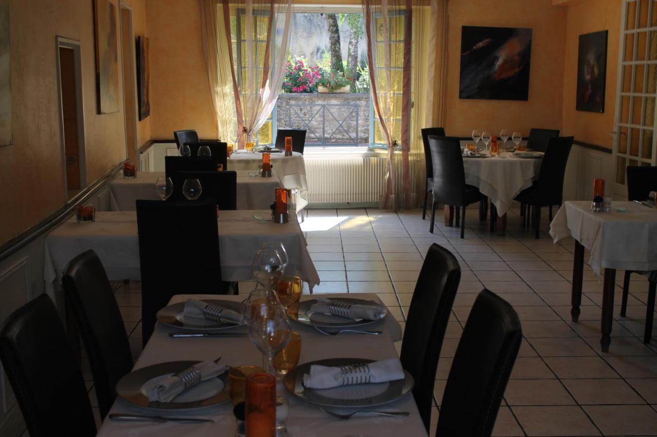 Logis Hotel Restaurant & Pizzeria Vuillot Cuiseaux Exterior foto